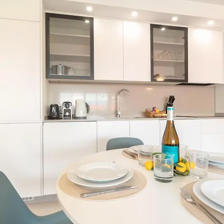 Puerto Banus Bay Apartment *