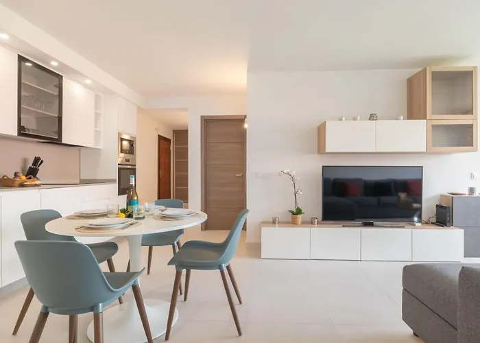 Puerto Banus Bay Apartment Marbella