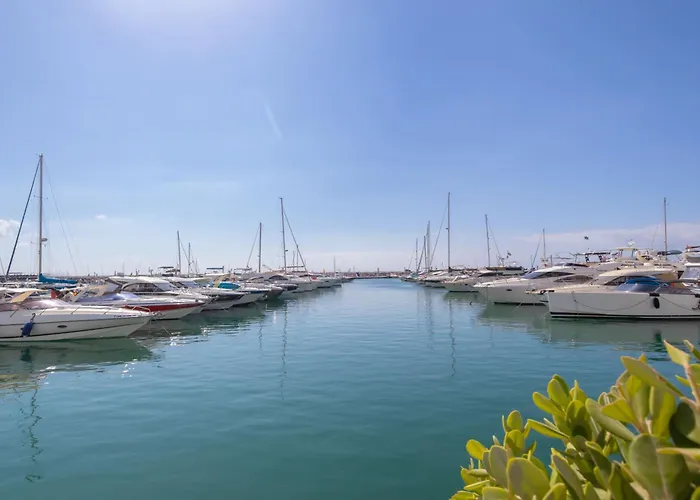 Puerto Banus Bay Apartment